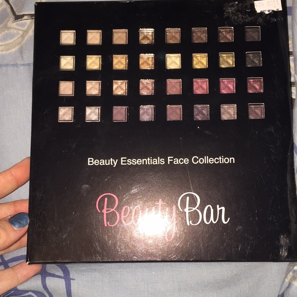 Beauty Essentials Face Collection